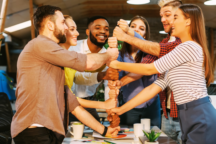 Team Building Mallorca: Exceptional Venues For Corporate Retreats 1 Team Building Hand Shakes